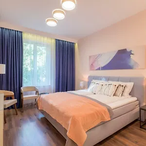 Cozy 3-bedroom With Stylish Comfort And Chic Decor Apartment
